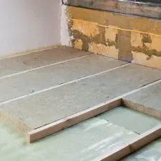 Jak szybko i skutecznie wypoziomować podłogę na poddaszu - poradnik krok po kroku
