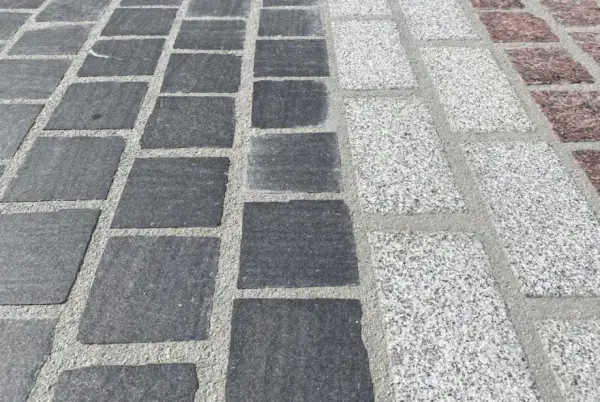 Czym wypełnić fugi w kostce brukowej? Najlepsze materiały i porady